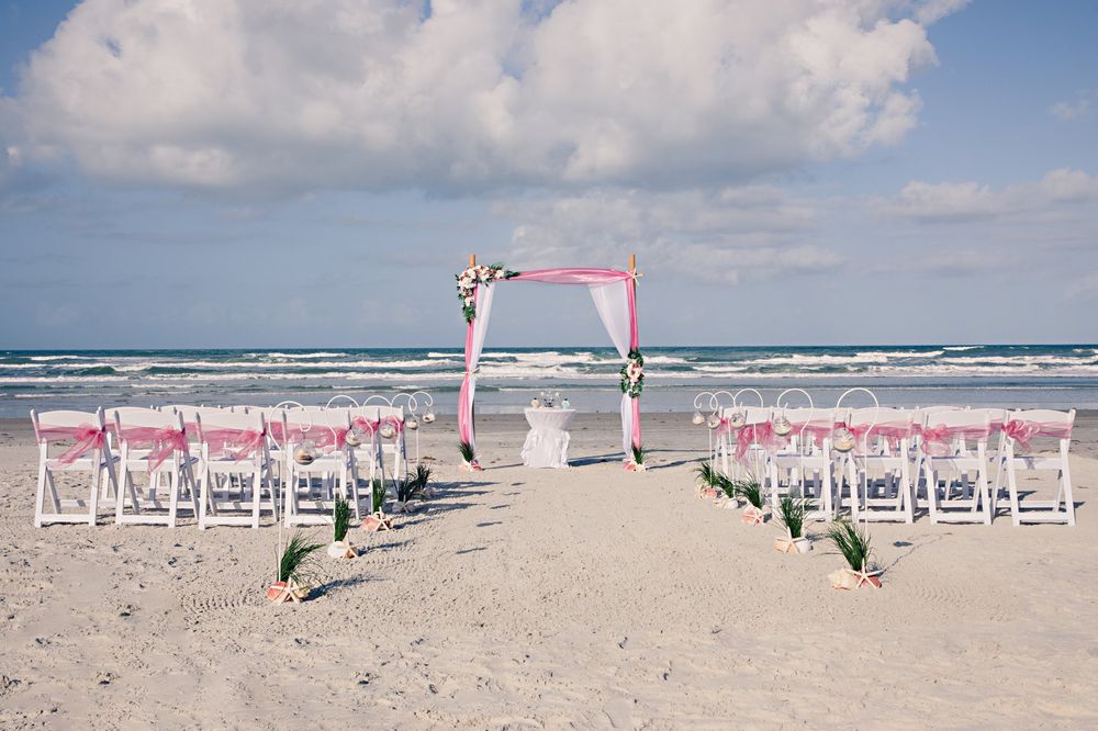 Find your perfect wedding decor package by Ceremonies by the Sea